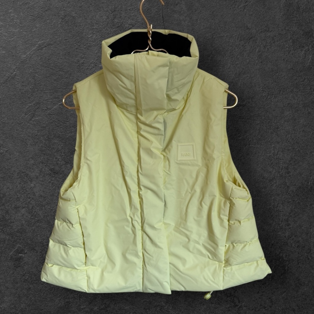 NWT Rains Women’s Loop Vest in Straw